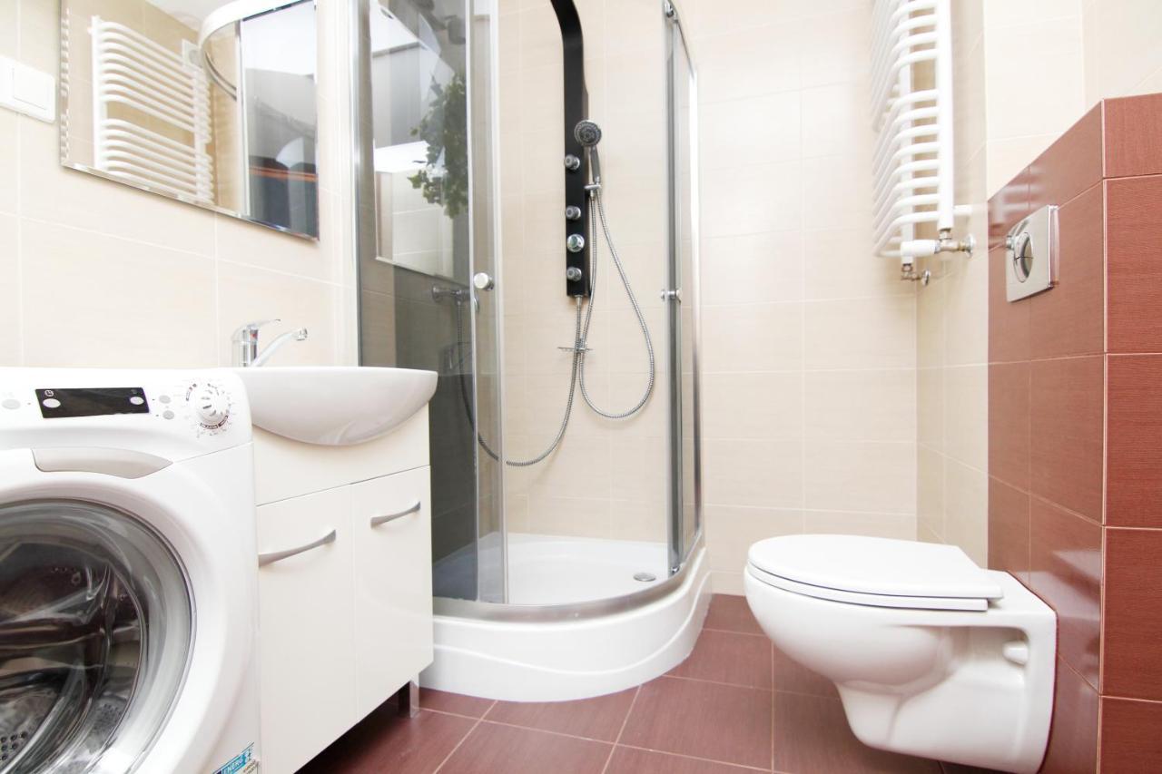 Blue River - Klimasa - Taras - Private Apartment ヴロツワフ エクステリア 写真