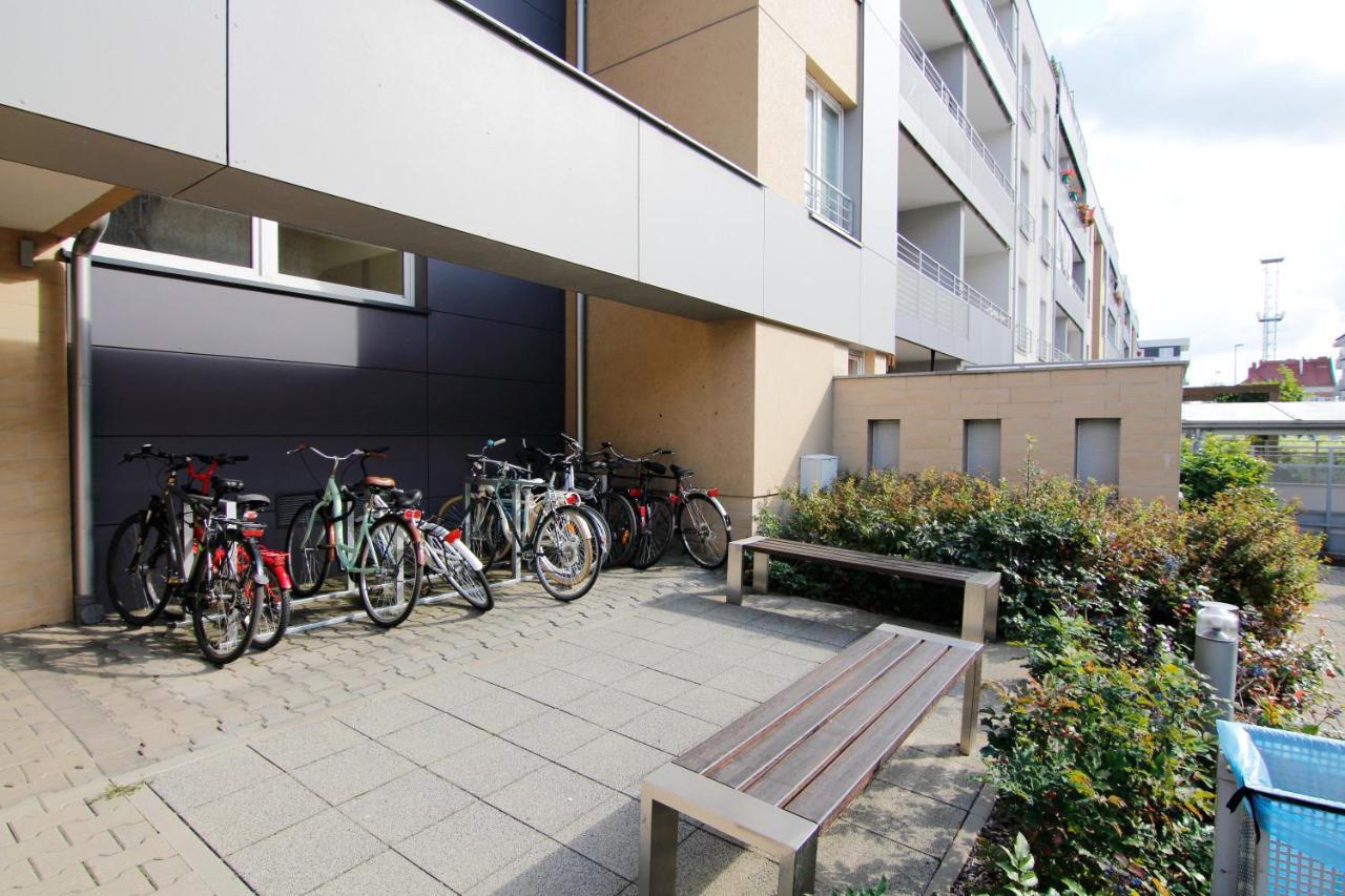 Blue River - Klimasa - Taras - Private Apartment ヴロツワフ エクステリア 写真